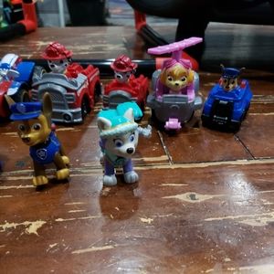 Paw Patrol Toys (14 pieces +1)